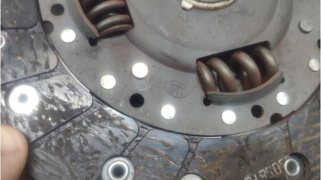 Диск зчеплення ведений Renault (RVI) 8200439640