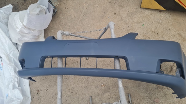 Бампер на авто Signeda PCV04132BA ціна, від 159.46 USD
