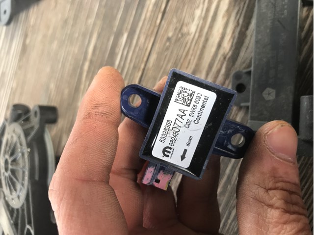 Купити 53328368 Chrysler 