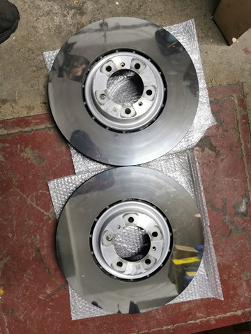 Диск переднього гальма VAG 9Y0615302AF ціна, від 2803.24 USD