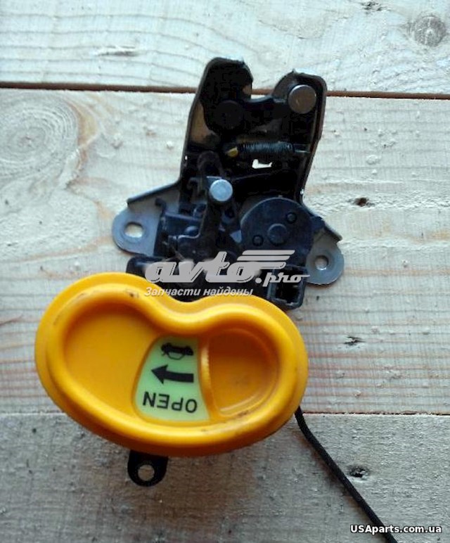 812302H000 Hyundai/Kia Замок п'ятих дверей