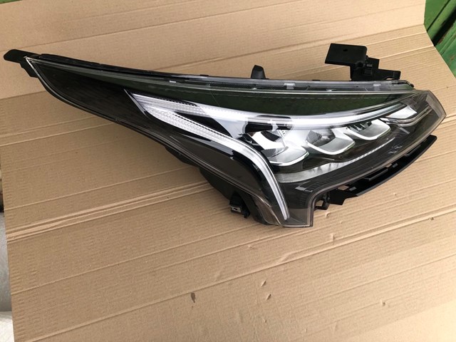 92102H0700 Hyundai/Kia Основна фара - вставка