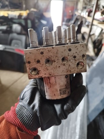  Chrysler P68212478AA ціна, від 57.01 USD