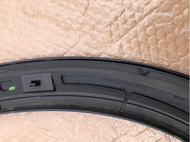 Накладка передньої лівої арки колеса Mercedes A16788097049799 ціна, від 114.00 USD