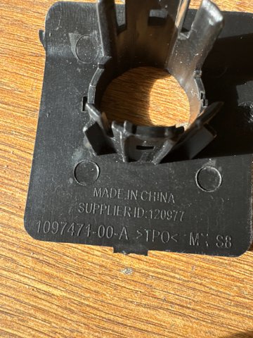 Купити 109747100A Tesla 