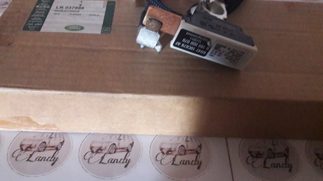 LR037886 Land Rover 