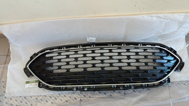 LJ6Z8200BB Ford Решітка радіатора