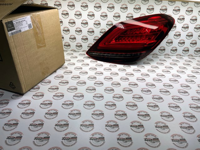 Купити A205906460364 Mercedes Задня права фара