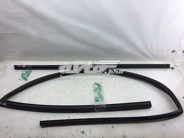  Hyundai/Kia 825304X000 ціна, від 12.57 USD