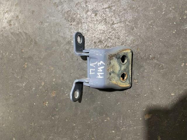 67460T2FA02ZZ Honda Петля передніх дверей, лівою