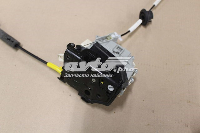 8K0839016E Porsche Замок задньої дверї, правої