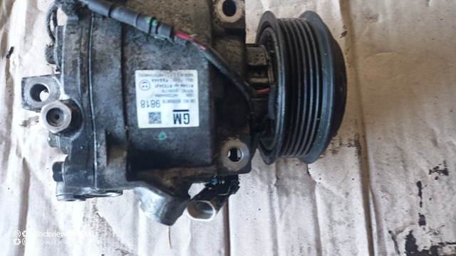 Компресор кондиціонера 95059818 General Motors