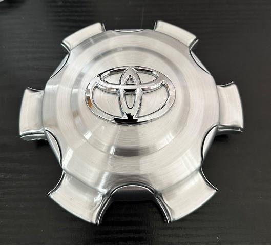 Ковпак колісного диска 4260335840 Toyota