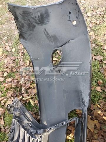 Передній бампер 5211948969 Toyota