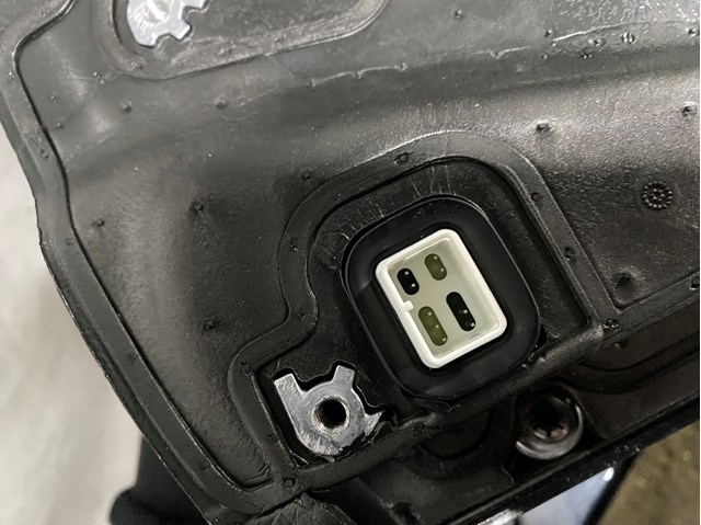  51165A3AEA8 BMW