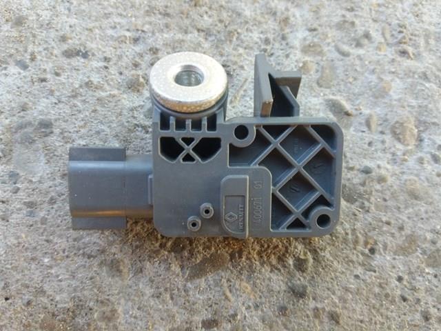 RP988300005R Resqparts Датчик подушки безпеки