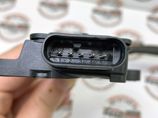  Land Rover LR156159 ціна, від 754.35 USD