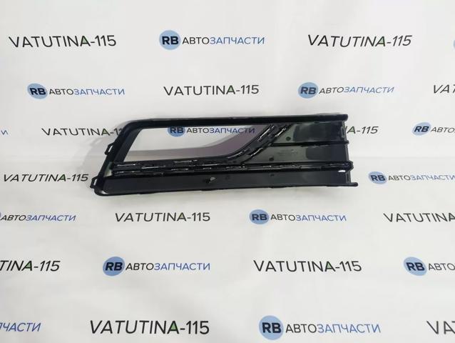 Решітка протитуманних фар ліва Elit CPVGPAS172051L
