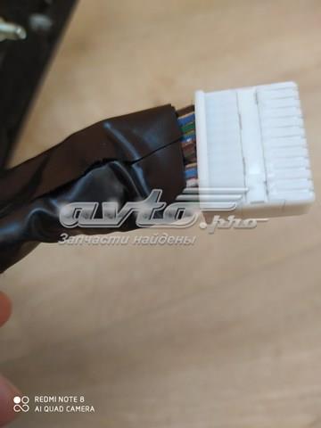 Дзеркало ліве Toyota 8794060R63
