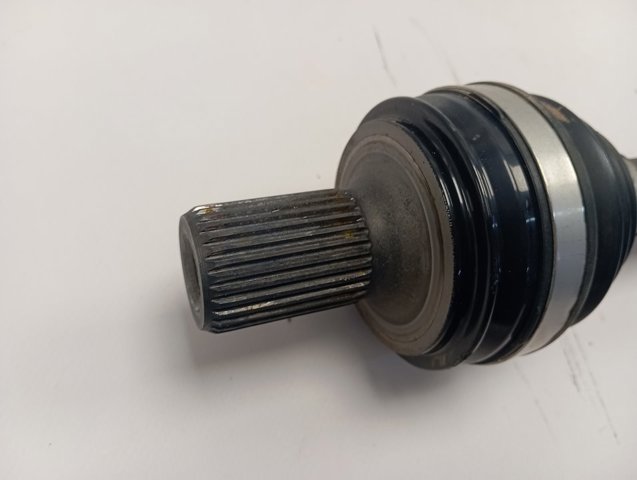 Купити A2433502901 Mercedes Піввісь задня