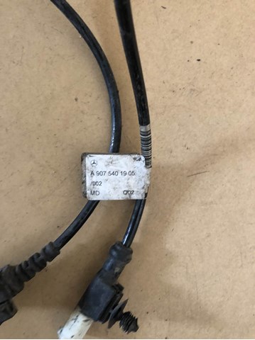 Купити A9075401905 Mercedes 