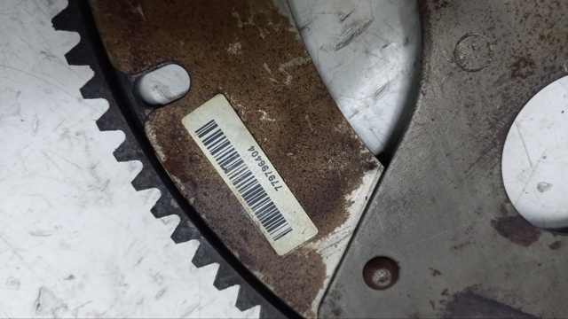 Купити 779796404 BMW 