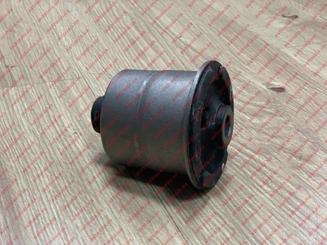 Купити 1014013898 Geely Сайлентблок задньої балки
