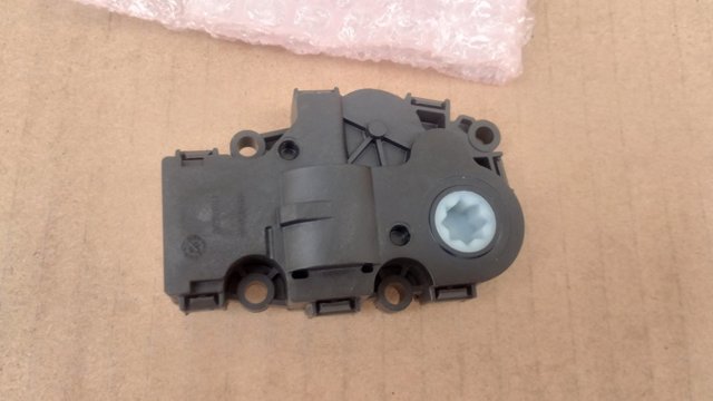 A0009065913 Mercedes Мотор заслінки печі
