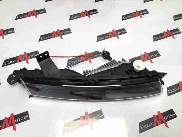 LR142093 Land Rover Протитуманка ліва