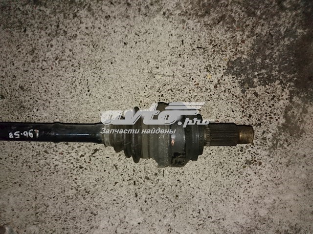 7533452 BMW Привід задній