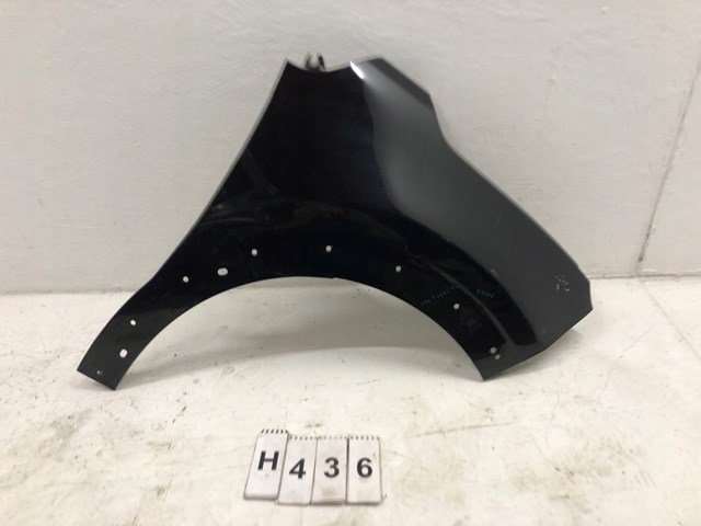Переднє праве крило Peugeot/Citroen 9812868980