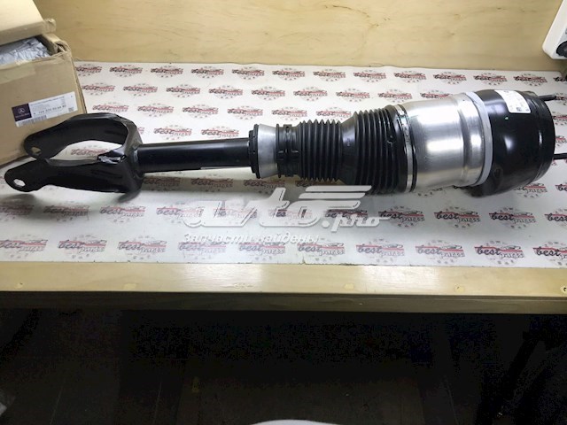 Амортизатор передній, правий Mercedes A166320506680 ціна, від 323.90 USD
