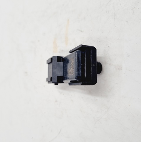  8651A025 Chrysler