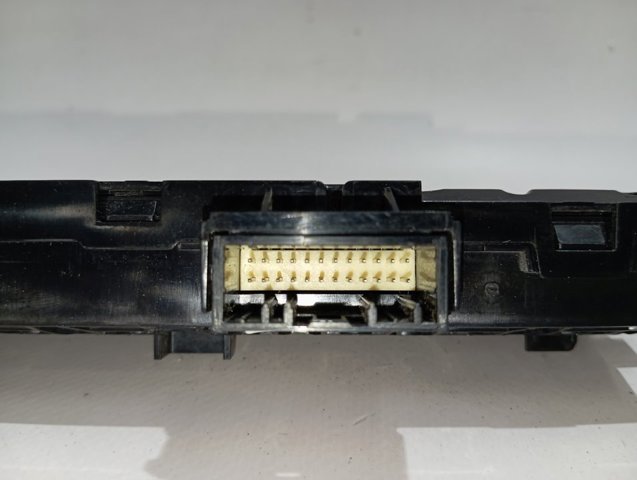  283E81404R Renault (RVI)
