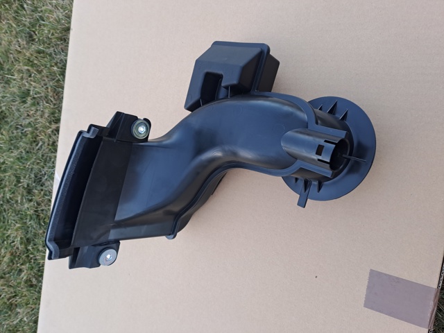 Купити PAJ813200A Mazda Повітрозабірник повітряного фільтра