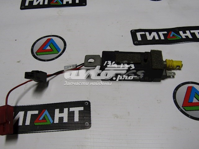  Hyundai/Kia 962702H000 ціна, від 12.61 USD