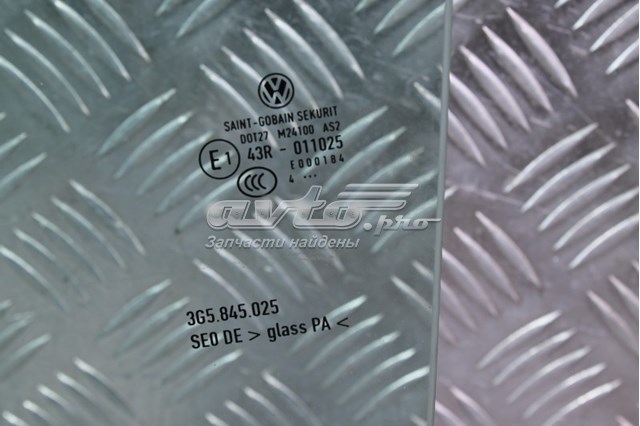 Скло заднє ліве Sekurit GS7434D303S