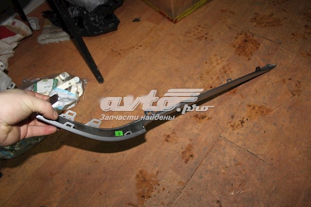 CK5217D752AB Land Rover Молдинг заднього бампера, правий