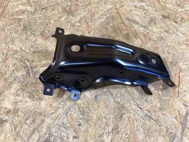  Porsche 9J1804221YGRV ціна, від 308.25 USD