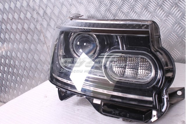 LR040673 Land Rover Фара правая