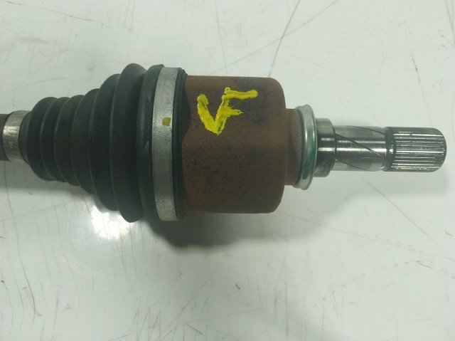 Піввісь передня ліва Renault (RVI) 391017007R