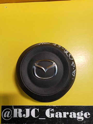 Купити GJR957K00A Mazda Подушка безпеки водія