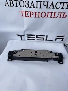 Купити 158560100E Tesla Антена