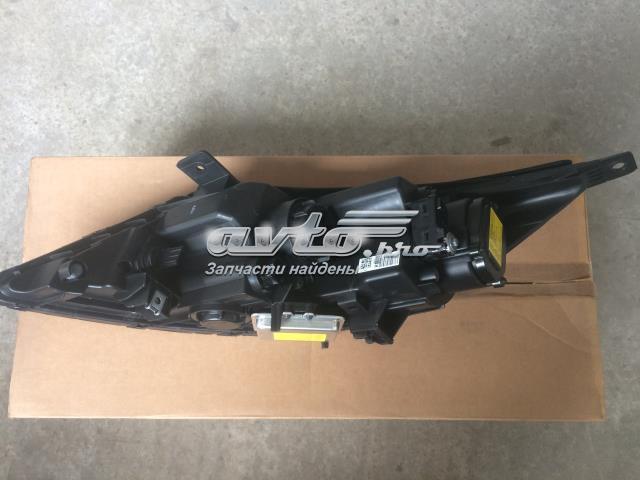 Фара правая Hyundai/Kia 921023U111 ціна, від 276.24 USD
