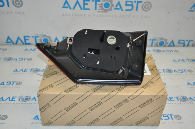 Стоп задній Toyota 8159133230 ціна, від 175.59 USD
