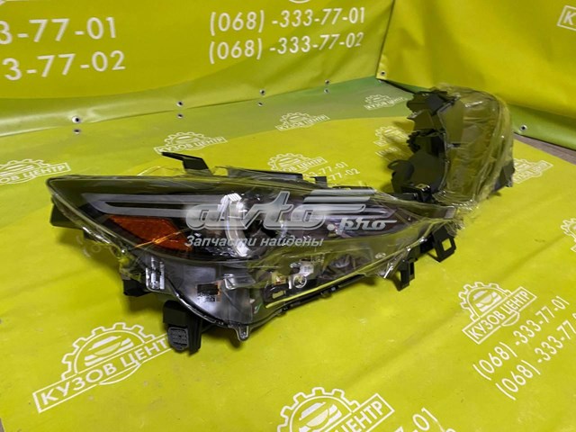 Фара права KL2L51031C Mazda
