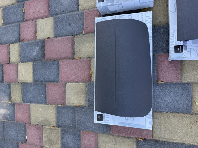 Купити A9106804100 Mercedes 