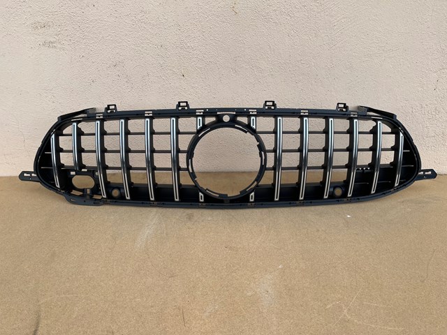 Купити A2908859300 Mercedes Захисна решітка радіатора