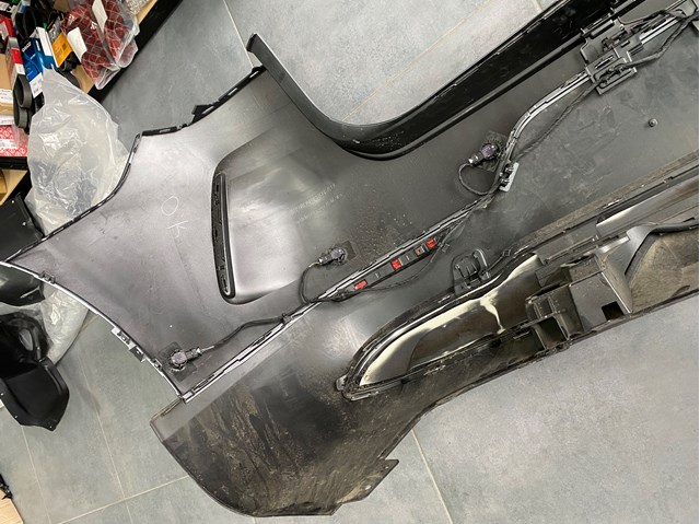 Бампер задній, нижня частина Mercedes A2948855700 ціна, від 152.02 USD