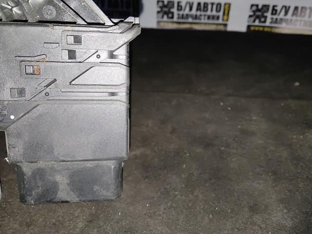  VAG 9776105406301